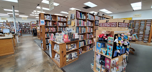 Book Store «Half Price Books», reviews and photos, 713 Harwood Rd, Bedford, TX 76021, USA