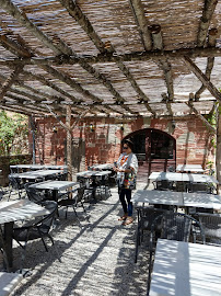 Atmosphère du Restaurant français Les Pierres Rouges à Collonges-la-Rouge - n°20