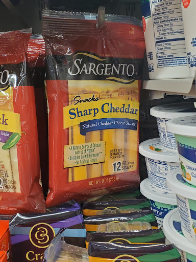 Grocery Store «Jewel-Osco», reviews and photos, 819 S Elmhurst Rd, Des Plaines, IL 60016, USA