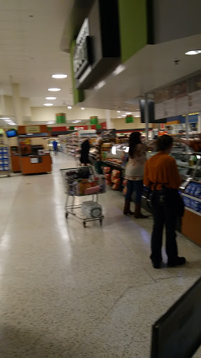 Supermarket «Publix Super Market at Coweta Crossing Shopping Center», reviews and photos, 370 Bullsboro Dr, Newnan, GA 30263, USA