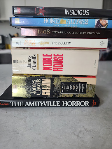 Used Book Store «Downtown Books Bought & Sold», reviews and photos, 624 N Broadway St, Milwaukee, WI 53212, USA