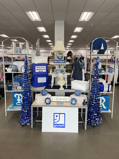 Thrift Store «Goodwill Virginia Center Retail Store», reviews and photos, 10231 Washington Hwy, Glen Allen, VA 23059, USA