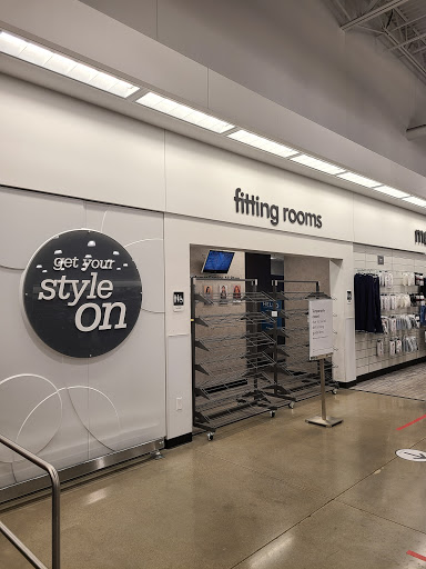 Department Store «Nordstrom Rack Easton Market», reviews and photos, 3736 Easton Market, Columbus, OH 43219, USA