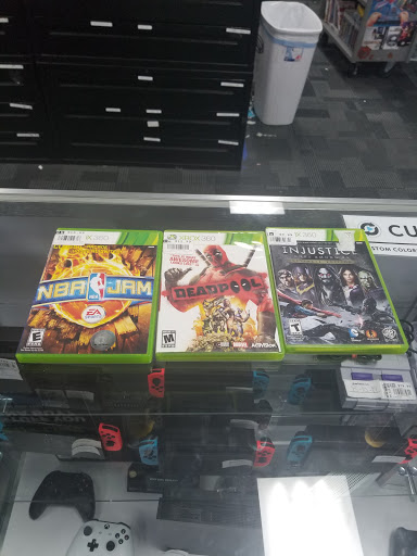 Video Game Store «Disc Replay Roseville», reviews and photos, 29006 Gratiot Ave, Roseville, MI 48066, USA