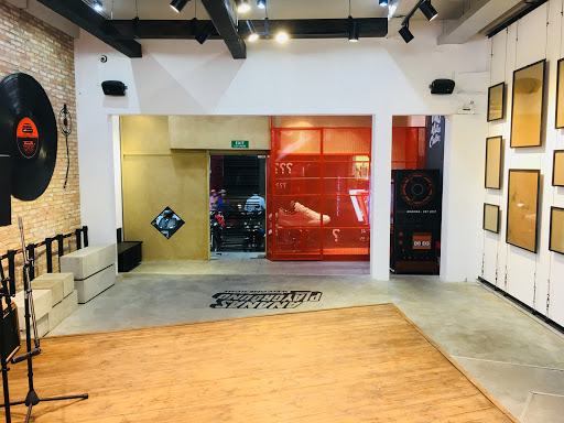 Top 9 các cửa hàng ananas Quận 6 Hồ Chí Minh 2022