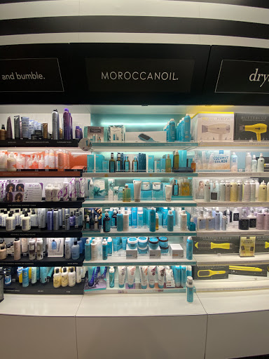 Cosmetics Store «SEPHORA», reviews and photos, 1 Garden State Plaza Blvd, Paramus, NJ 07652, USA