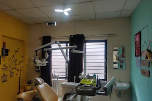 Smilevision dental and eye care image