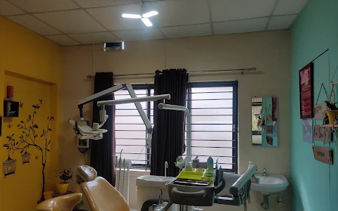 Smilevision dental and eye care image
