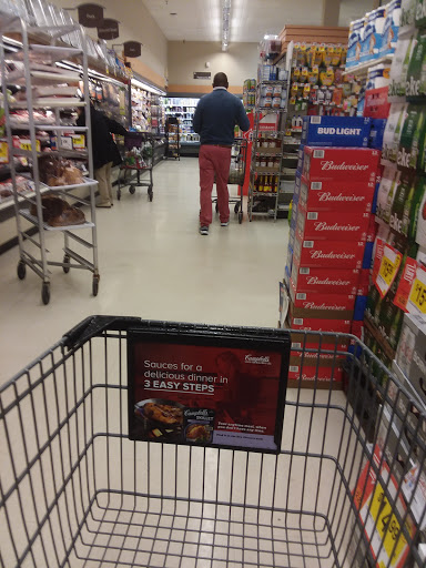 Grocery Store «Stop & Shop», reviews and photos, 67 Newtown Ln, East Hampton, NY 11937, USA