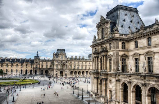 Louvre Museum, Rue de Rivoli, 75001 Paris, France