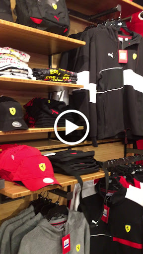 Shoe Store «PUMA», reviews and photos, 1650 Premium Outlet Blvd #333, Aurora, IL 60502, USA