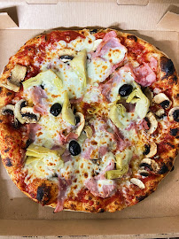 Plats et boissons du Pizzas à emporter Pizzeria Pizza d'Olive à Joyeuse - n°8