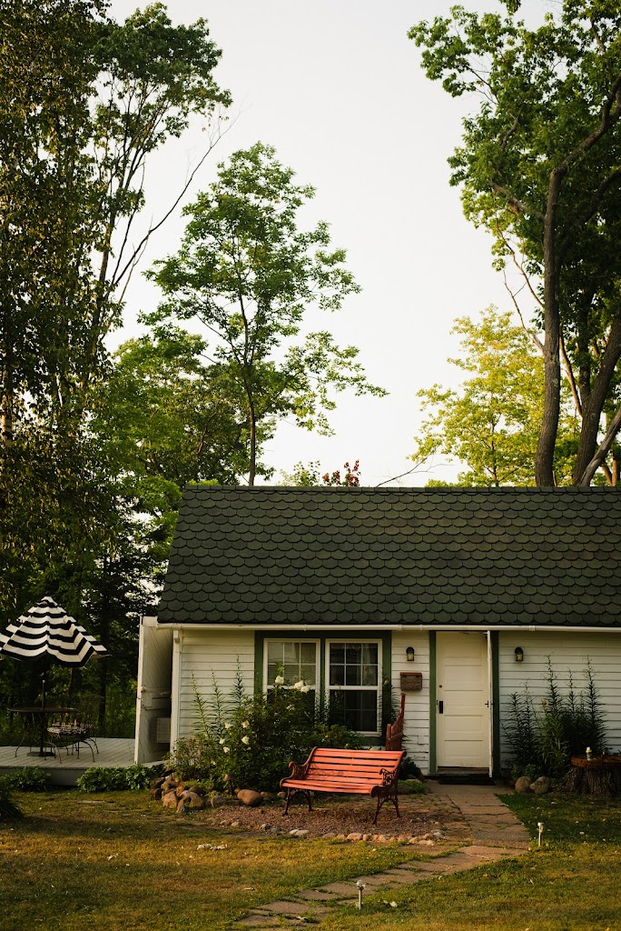 The Inn At Timber Cove Ashland, WI 54806 Menu, Hours, Reviews and