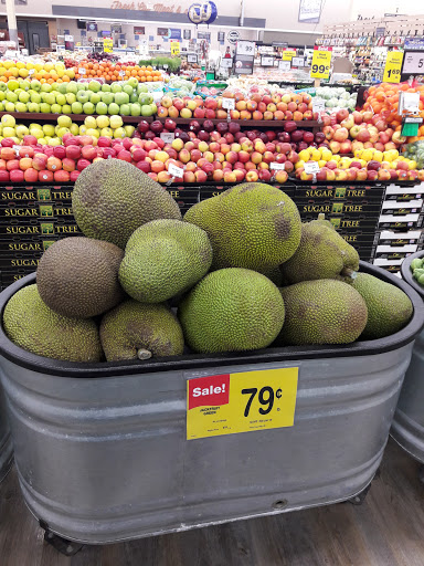 Grocery Store «Jewel-Osco», reviews and photos, 145 S Eastwood Dr, Woodstock, IL 60098, USA