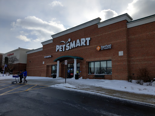 PetSmart, 145 Witchwood Dr, North Wales, PA 19454, USA, 