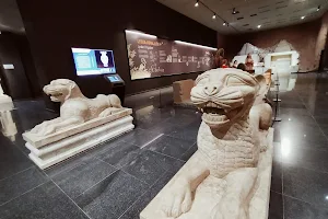 Uşak Arkeoloji Müzesi image
