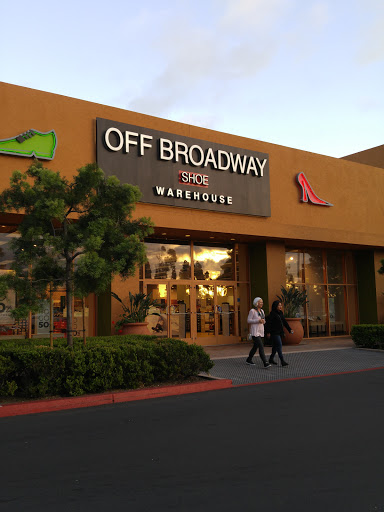 Off Broadway Shoe Warehouse, 13400 Jamboree Rd, Irvine, CA 92602, USA, 