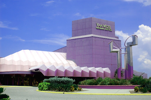 Performing Arts Theater «Van Wezel Performing Arts Hall», reviews and photos, 777 N Tamiami Trail, Sarasota, FL 34236, USA