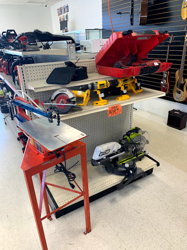 Pawn Shop «US Pawn», reviews and photos, 386 S Chambers Rd, Aurora, CO 80017, USA