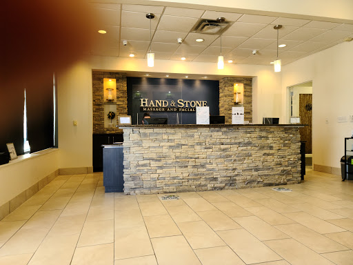 Shopping Mall «Thruway Shopping Center», reviews and photos, 300 S Stratford Rd, Winston-Salem, NC 27103, USA