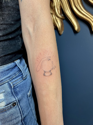 Explore time flies tattoo ideas, creative tattoo ideas in Pittsburgh, available at EffortLyss Ink