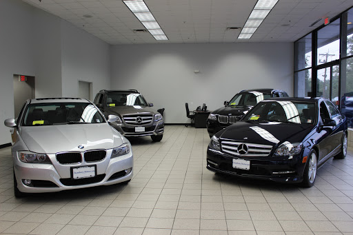 Used Car Dealer «Chambers Motorcars of Natick», reviews and photos, 157 W Central St, Natick, MA 01760, USA