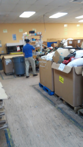 Thrift Store «Goodwill West Palm Beach/South Dixie Store & Donation Center», reviews and photos