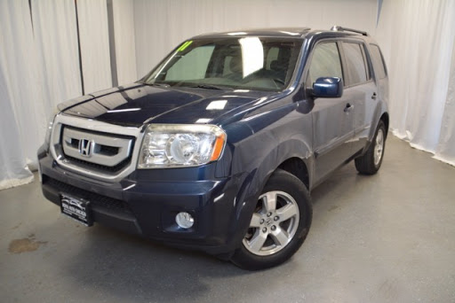 Used Car Dealer «Royal Auto Chicago», reviews and photos, 3443 N Pulaski Rd, Chicago, IL 60641, USA