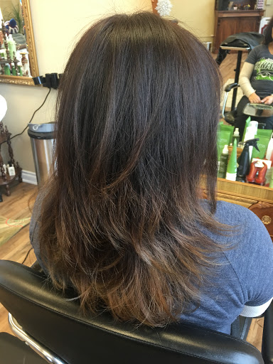 Beauty Salon «Bliss Organic Salon», reviews and photos, 200 W Main St, Monroe, WA 98272, USA