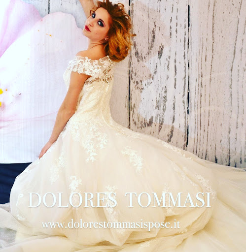 DOLORES TOMMASI ALTA MODA - Atelier abiti da sposa e da cerimonia a Milano - solo su appuntamento