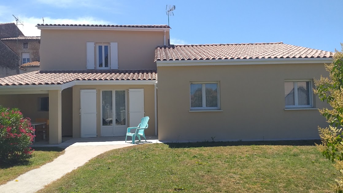 Location Maison cure et vacances à Jonzac à Jonzac (Charente-Maritime 17)