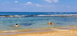 Foto von Shavei Tsion beach und die siedlung