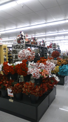Craft Store «Hobby Lobby», reviews and photos, 2300 McFarland Blvd #60, Northport, AL 35476, USA