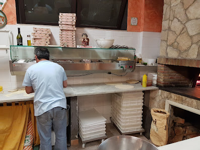 Ristorante Pizzeria Gusto Antico Via Calatafimi, 41, 97010 Giarratana RG, Italia