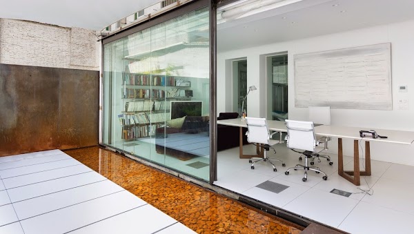 Cirugia Plástica y Estética Clínica García Dihinx