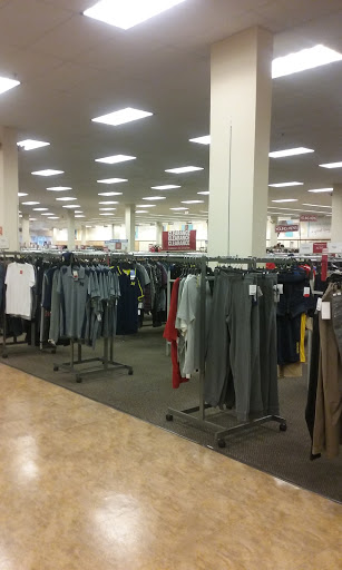 Clothing Store «Burlington Coat Factory», reviews and photos, 18000 Vernier Rd, Harper Woods, MI 48225, USA