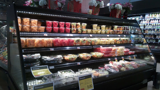 Supermarket «Market 32», reviews and photos, 3045 NY-50, Saratoga Springs, NY 12866, USA