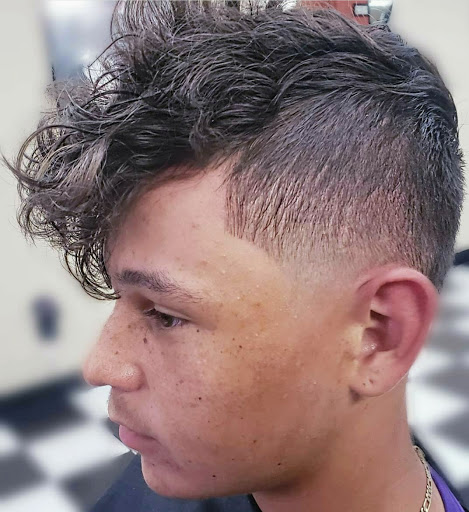 Barber Shop «Gifted Hands Barber Shop», reviews and photos, 5823 S Dale Mabry Hwy, Tampa, FL 33611, USA