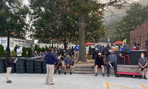 Moving and Storage Service «Two Men and a Truck», reviews and photos, 909 IL-83 #201, Elmhurst, IL 60126, USA