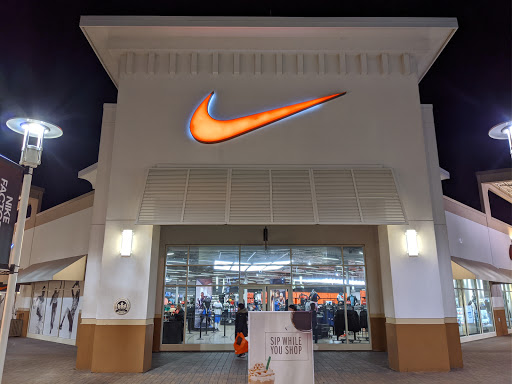 Nike Factory Store, 2950 I-20 Frontage Rd #755, Grand Prairie, TX 75052, USA, 