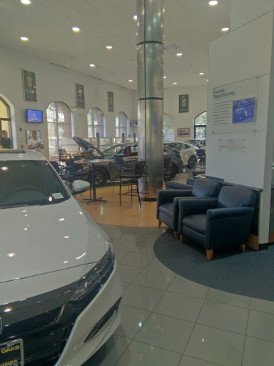 Honda Dealer «Honda of Thousand Oaks», reviews and photos, 3925 Auto Mall Dr, Thousand Oaks, CA 91362, USA