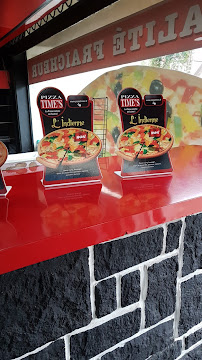 Plats et boissons du Pizzeria POPPIE'S PIZZA à Moissy-Cramayel - n°4
