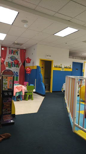 Amusement Center «Yu Kids Island II, LLC», reviews and photos, 122 Hawthorn Center, Vernon Hills, IL 60061, USA