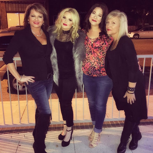 Beauty Salon «Glow A Boutique Salon», reviews and photos, 5422 US-90, Milton, FL 32571, USA