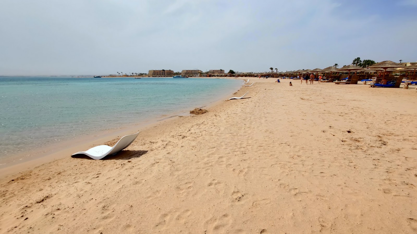 喜来登索马湾度假村海滩的照片 带有宽敞的海湾
