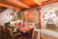 Atmosphère du Restaurant français la cabane des neiges à Bourg-Saint-Maurice - n°6