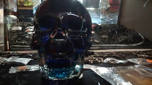 Tattoo Shop «Mystic Addiction Tattoos», reviews and photos, 818 N Kansas Ave, Topeka, KS 66608, USA