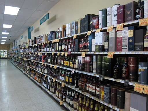 Liquor Store «Sav Way Liquors», reviews and photos, 515 W State St, Geneva, IL 60134, USA