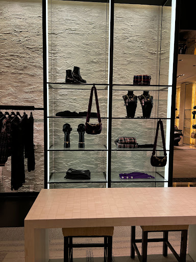 Leather Goods Store «Hermès», reviews and photos, 1200 Morris Turnpike, Short Hills, NJ 07078, USA