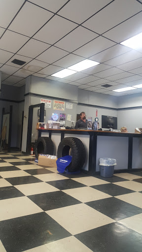 Muffler Shop «Hiram Masterbend Exhaust», reviews and photos, 233 E Memorial Dr, Dallas, GA 30132, USA